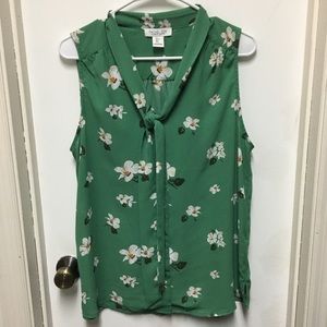 Rachel Zoe floral tank button up w/ tie detail